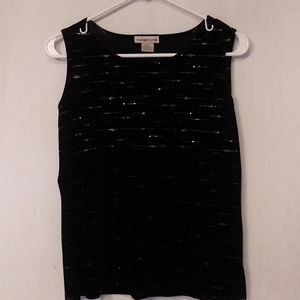 Black and gold tank